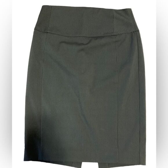 Express Gray Pinstriped Pencil Skirt Size 6 - Picture 2 of 5